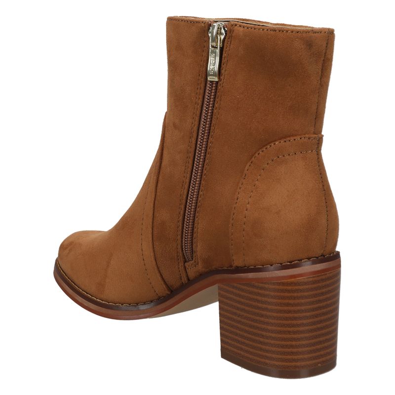 LENNA-026_CAMEL_5.jpg